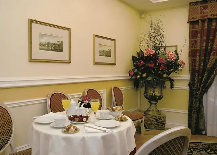 Relais Antico Palazzo Rospigliosi Hotel