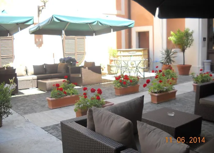 Relais Antico Palazzo Rospigliosi Hotel 4*